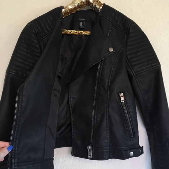 NWOT Forever 21 Faux Leather Jacket - Picture 3 of 8